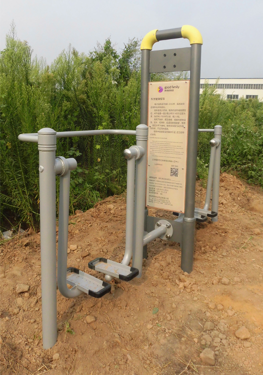 阳光带海滨城彩虹之岸1-5栋架空层硅PU球场项目